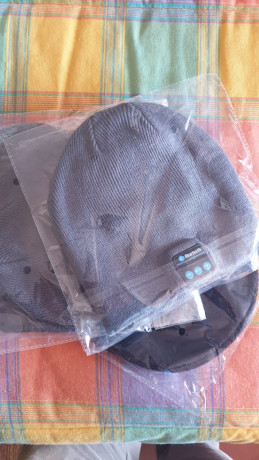 gorro-com-bluetooth-big-0